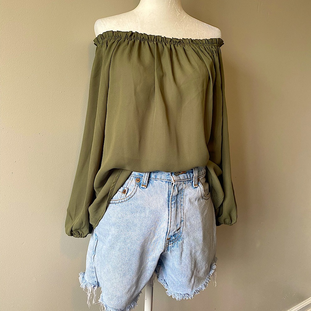 Off-Shoulder Blouse - Never Worn